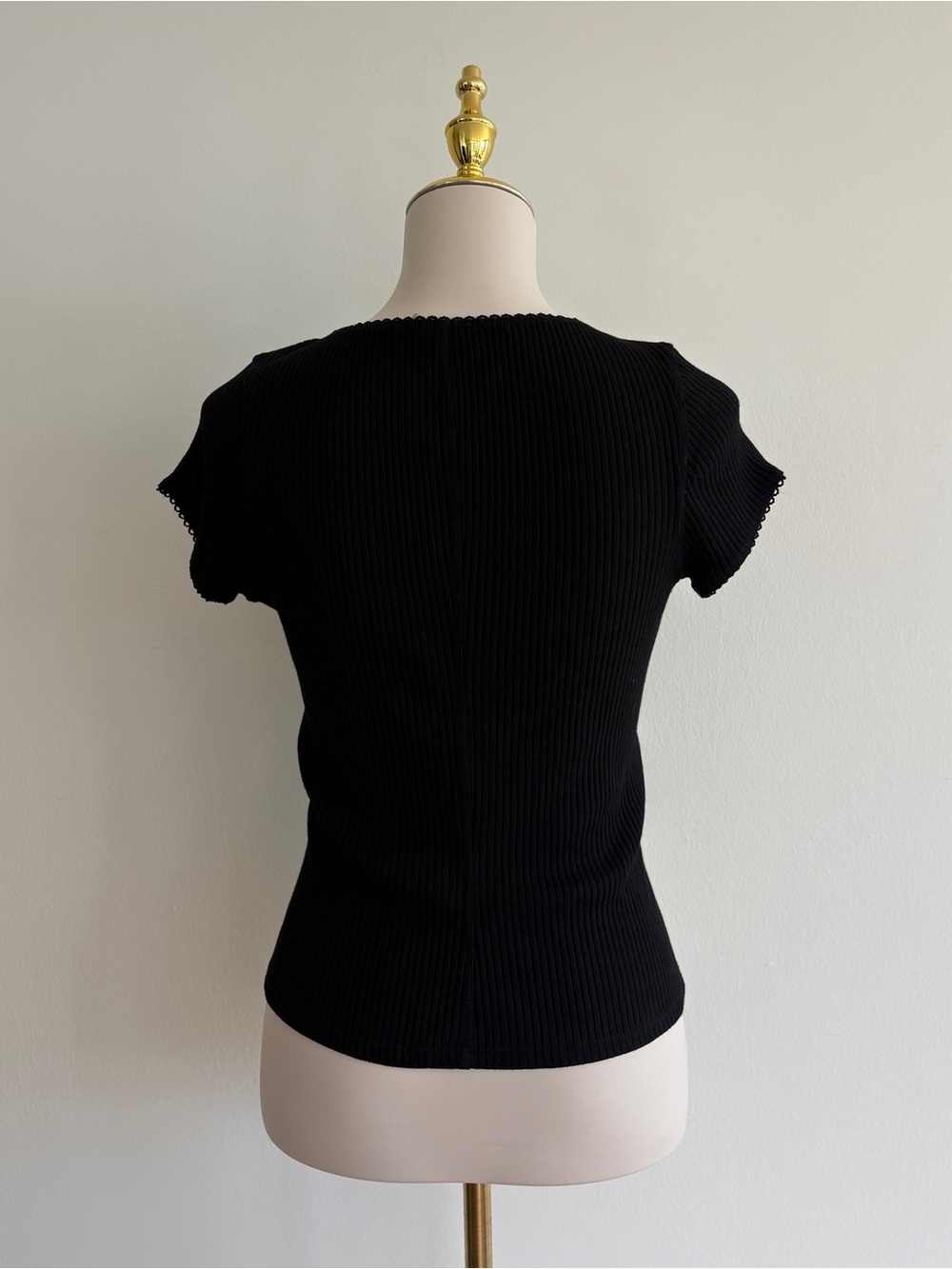 Free People Intimately Most Wanted Cardi Black Ribbed Button Front Top - Picture 4 of 5